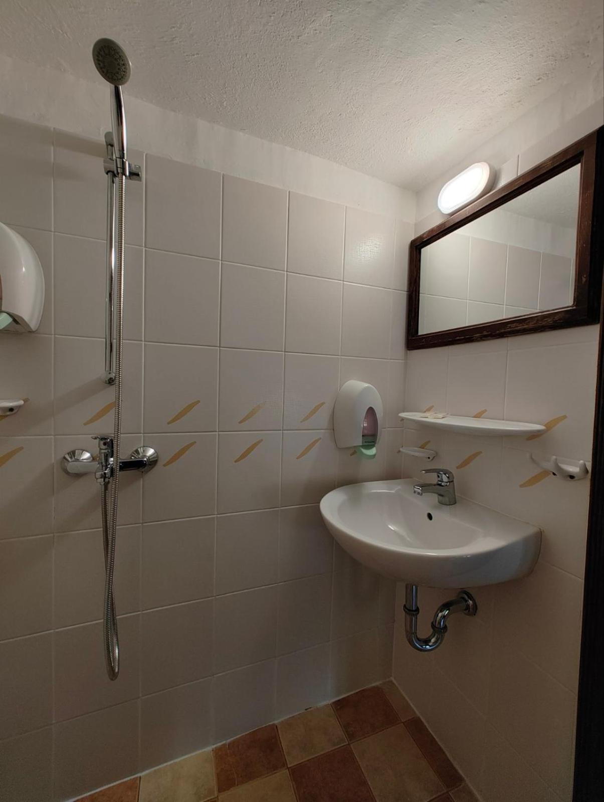 Hotel Хаджидимовата Къща à Bozhentsi Extérieur photo