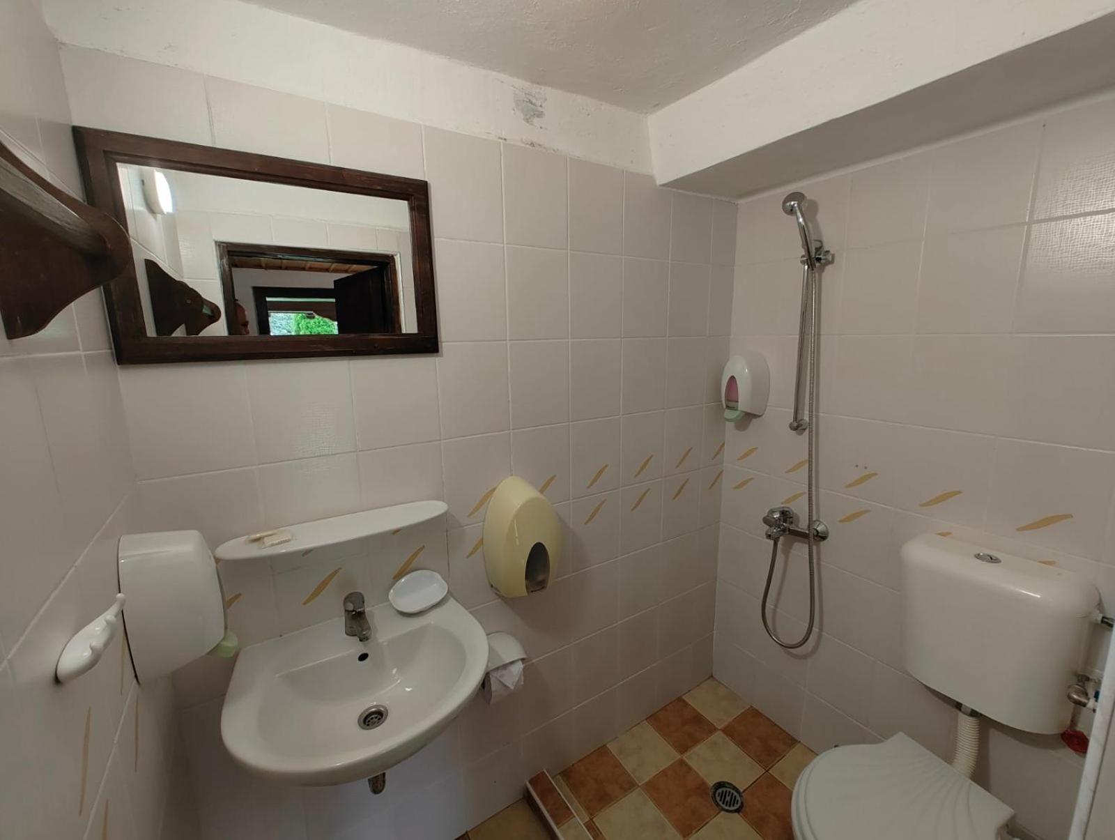 Hotel Хаджидимовата Къща à Bozhentsi Extérieur photo
