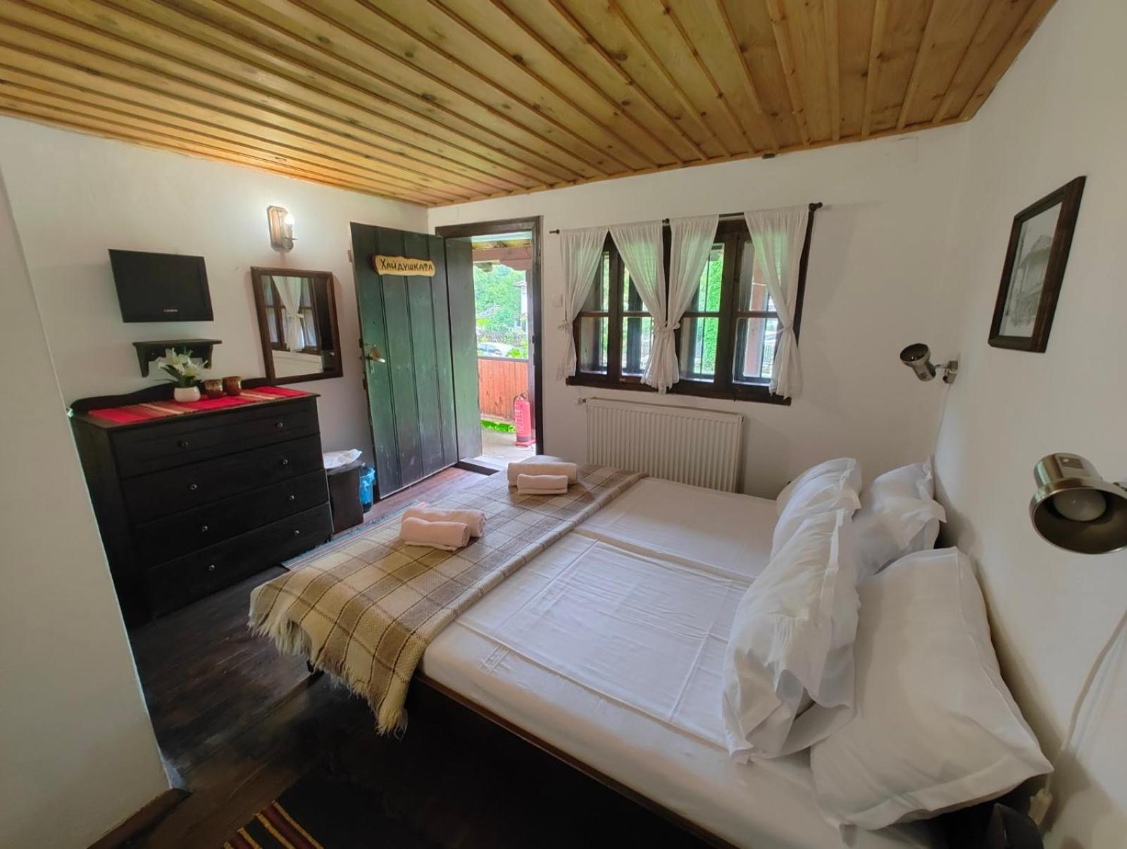 Hotel Хаджидимовата Къща à Bozhentsi Extérieur photo